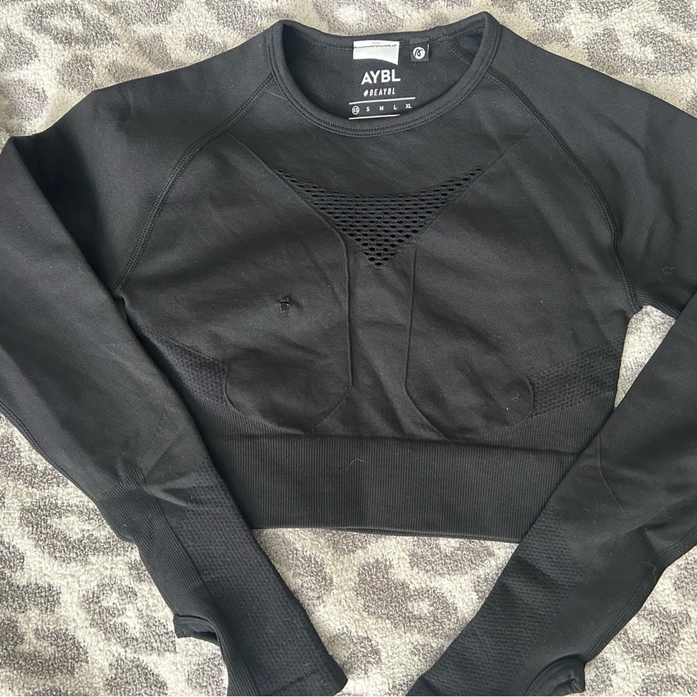 Aybl long sleeve cropped top size XS